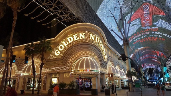 critiquejeu golden nugget poker