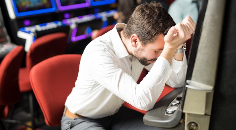 critiquejeu interdiction jeux dargent